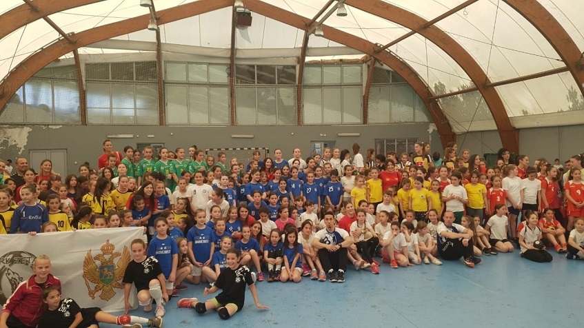 Festival rukometa okupio preko 200 djevojčica