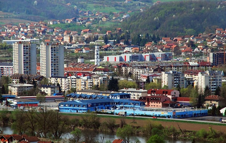 Doboj: Prodao ćerku 500 eura! Nakon “kupovine” maloljetnica (15) odvena u Visoko, pa obljubljena