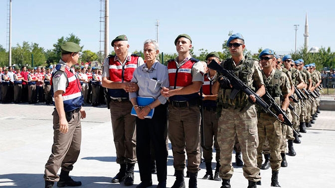 Turska: Doživotni zatvor za 24 osobe zbog pokušaja puča 2016.