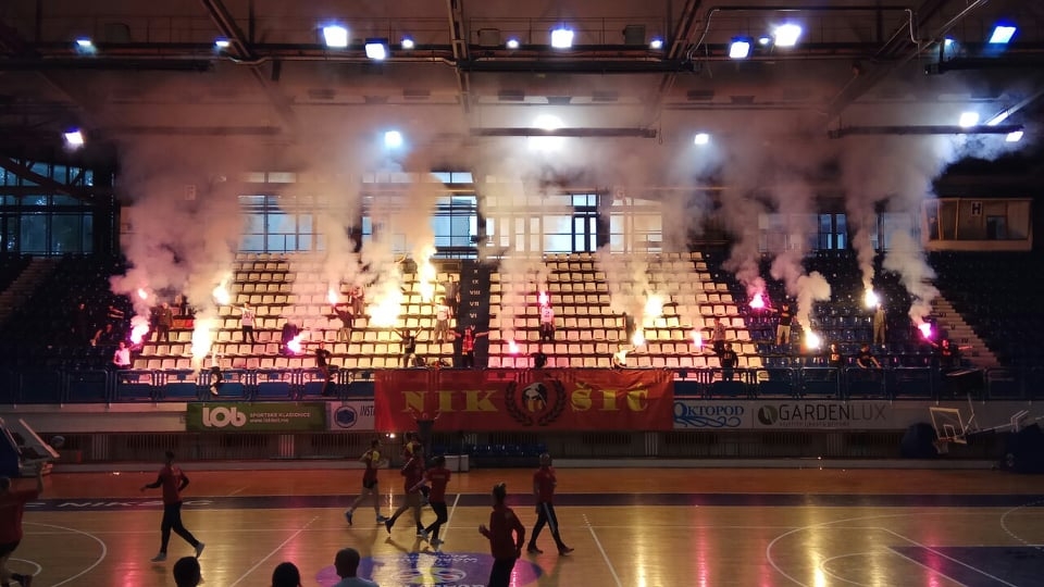 (VIDEO) Bakljada na treningu kao uvod u nikšićki pakao