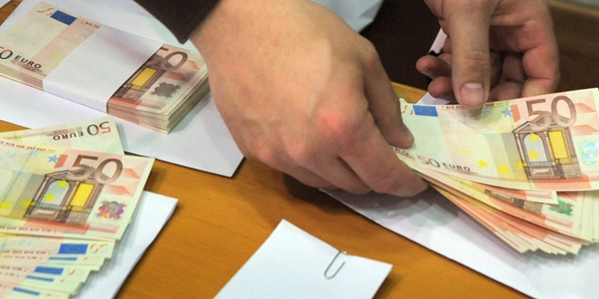 Pod visokom kamatom ostala 592 miliona eura