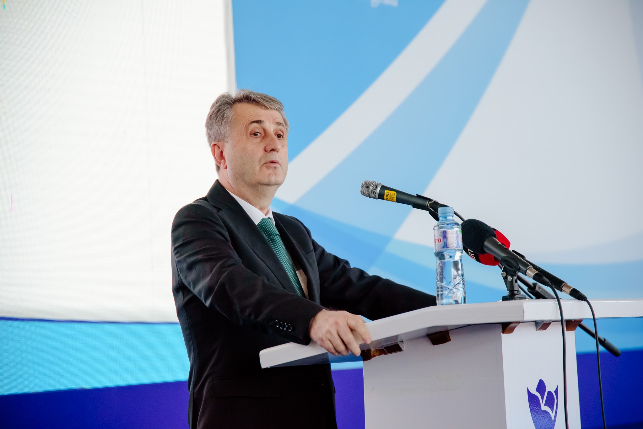 Ministar Nuhodžić polaznicima Policijske akademije: Budite dostojni uniforme koju nosite