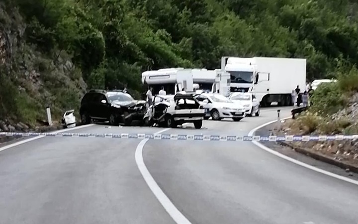 Udes na Putu PG-NK, ima povrijeđenih, saobraćaj obustavljen