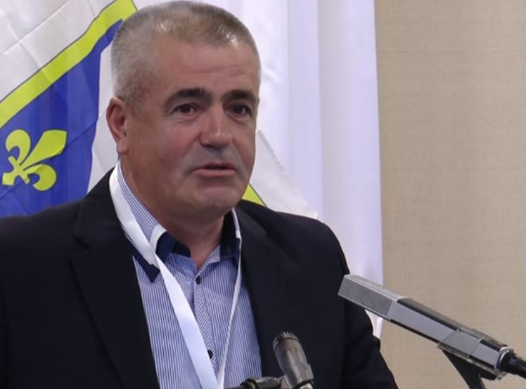 Bivši komandant Armije BiH oslobođen optužbi za ratne zločine