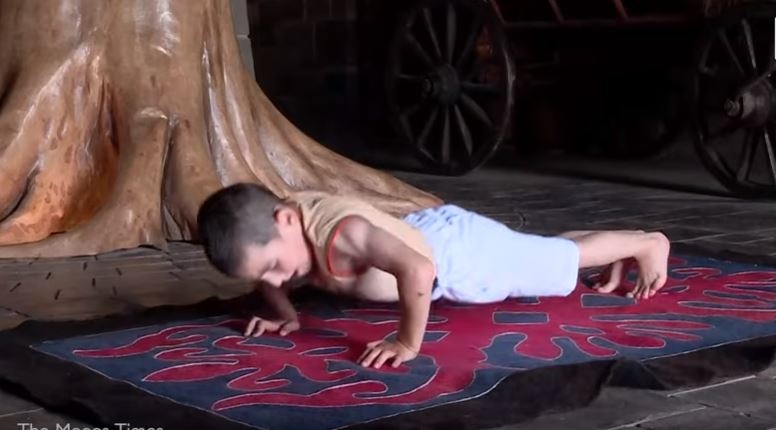 Pogledajte VIDEO: Šestogodišnjak iz Rusije napravio 4.445 sklekova!