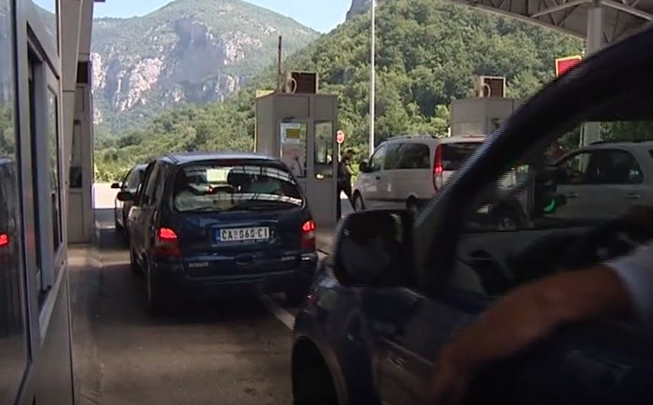 Na prelazu Dobrakovo bez dužeg zadržavanja