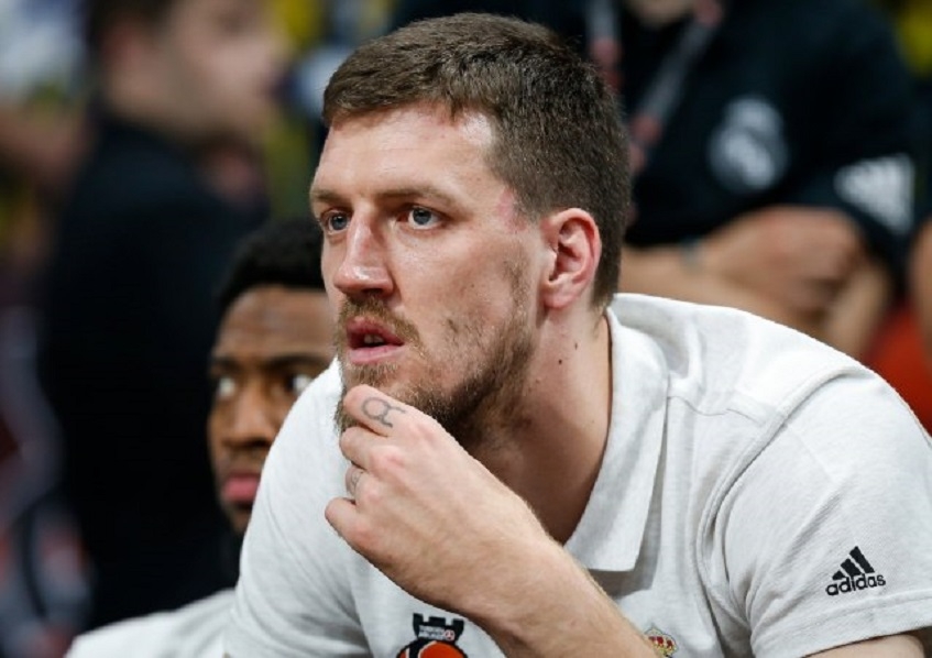 Kuzmić u indukovanoj komi
