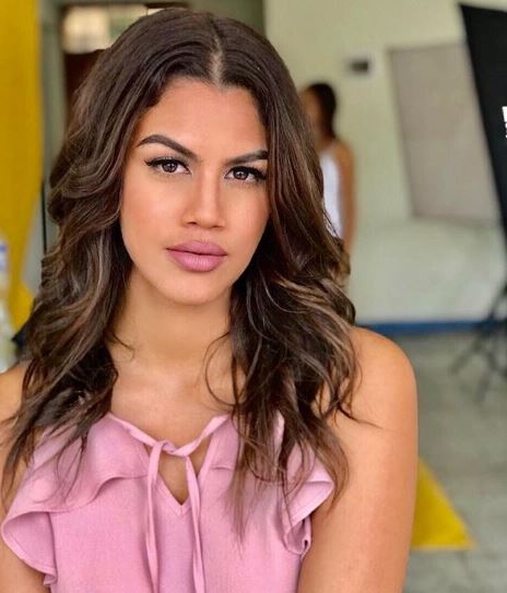 Miss Perua umiješana u šverc droge s bokserom s Kosova