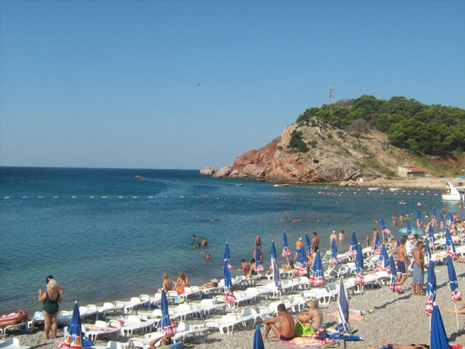 Ratković: Nijedna turistička destinacija nije održiva sa stranim radnicima