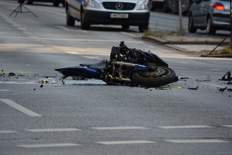 Treći udes od jutros na putu Cetinje-Budva: Oboren motociklista