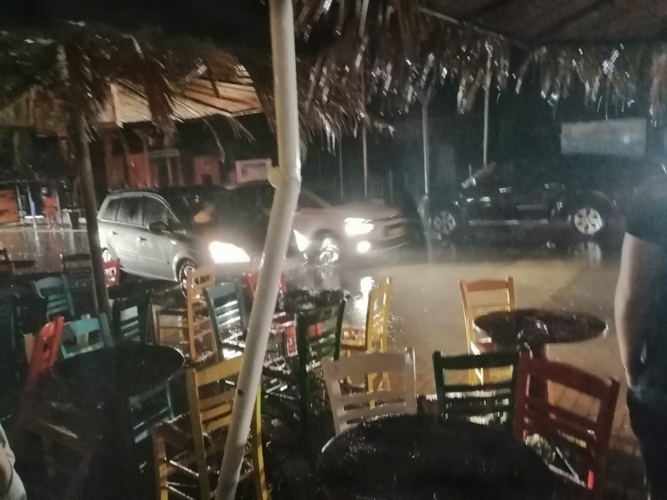Šest osoba poginulo u nevremenu na Halkidikiju: Među mrtvima i dvoje djece