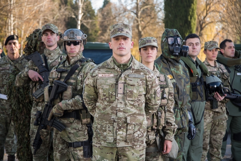 Objavljen oglas za dobrovoljno služenje vojnog roka, dupliran broj mjesta