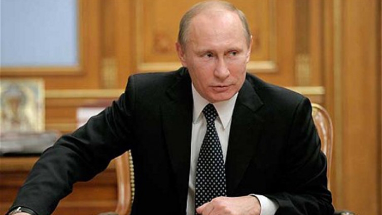 Reakcija Vladimira Putin kada se studentkinja onesvijestila pred njim