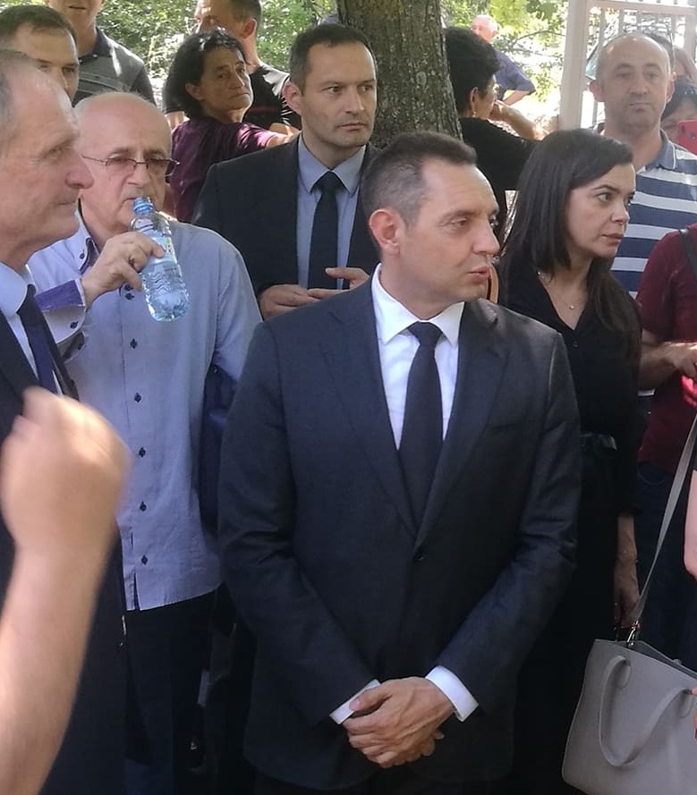 Vulin se oprostio od Bulatovića: Srbija ne zaboravlja ničije dobro, kao ni zlo i trudi se da svakom vrati po zasluzi