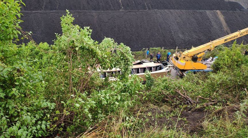 Nezgoda u Pljevljima: Uklonjen autobus koji je blokirao put kojim se dovozi ugalj za TE