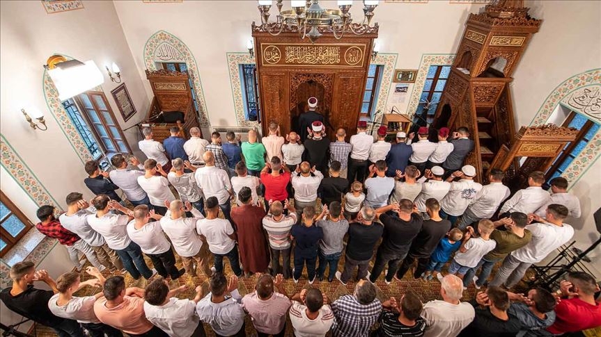 Prvi dan Kurban-bajrama: Budimo odlučni da radimo na zajedničkom dobru
