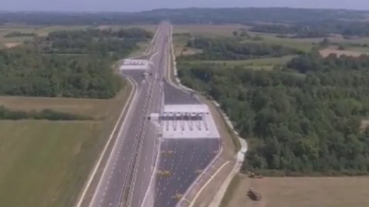 Srbija danas dobija 62,7 kilometara autoputa koji povezuje Beograd s Jadranom