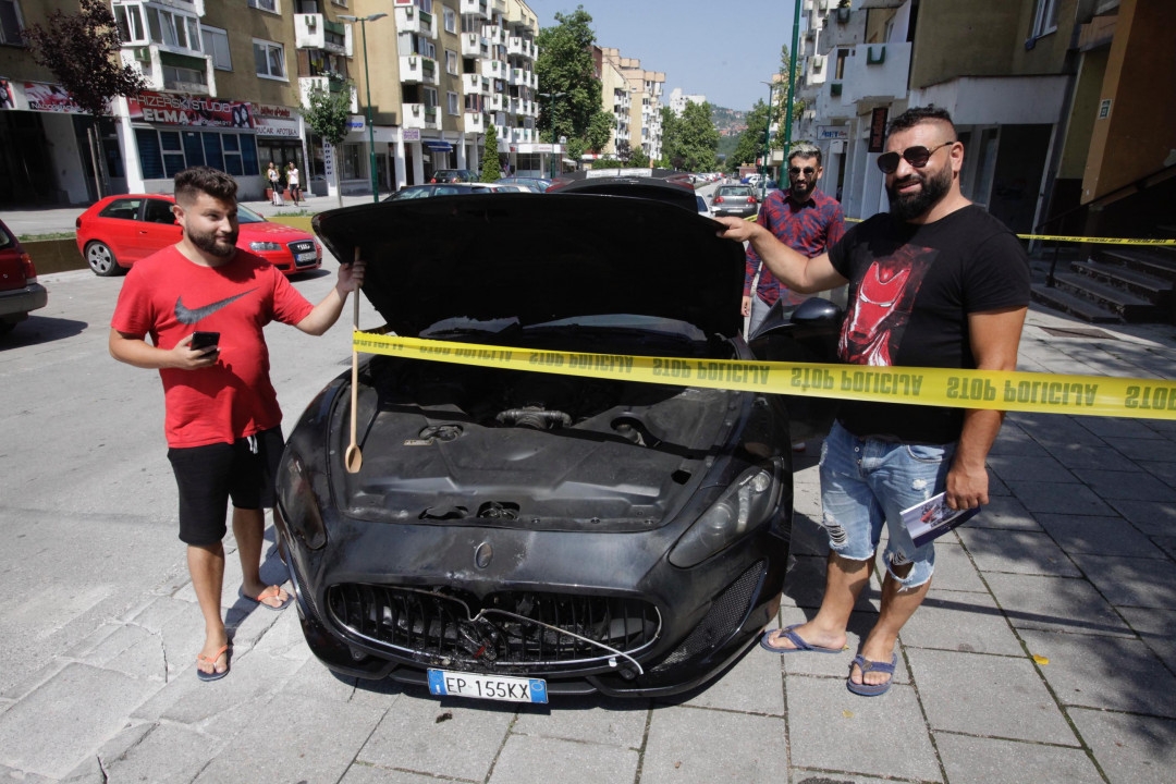Sarajliji zapaljen skupocjeni Maserati: “Mislim da je to uradio muž od moje ljubavnice”
