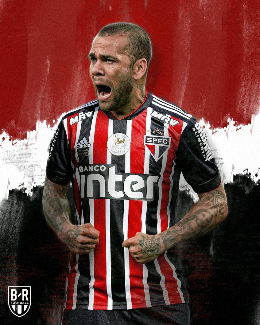 Alves se vratio u Brazil i zadužio desetku
