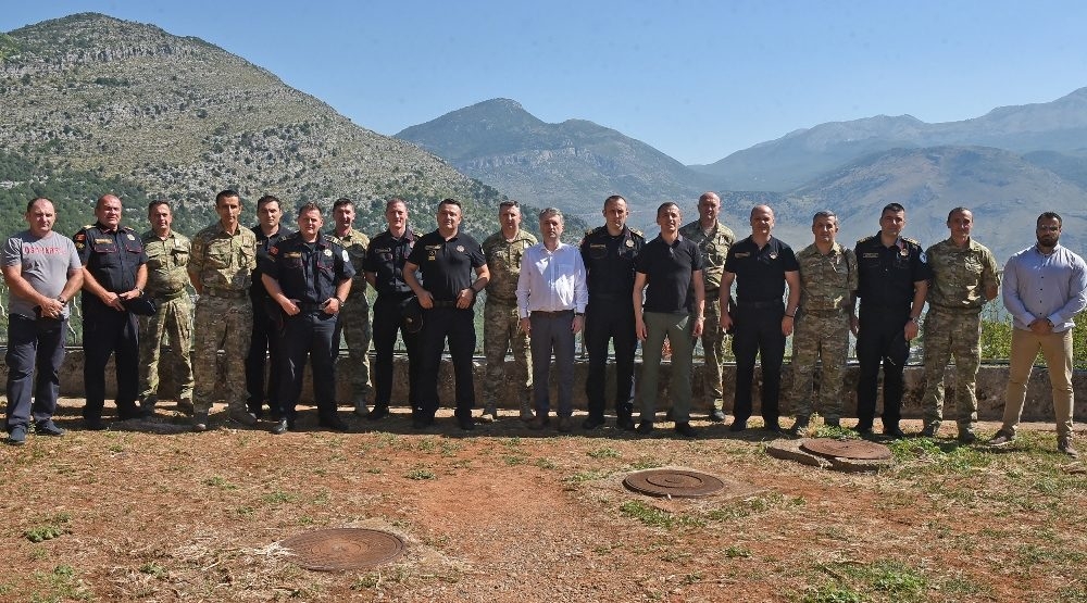Bošković i Nuhodžić obišli patrole vojske i policije: Spriječeno oko 2.000 osoba da ilegalno uđu u Crnu Goru