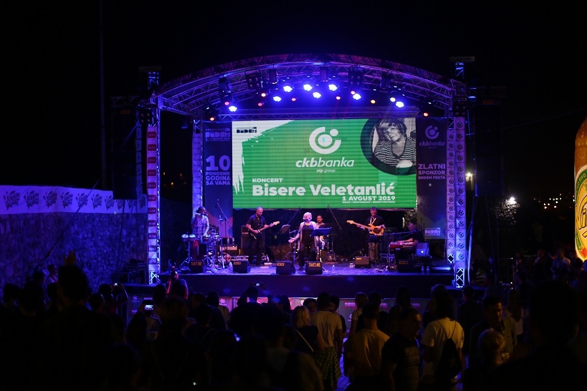 Bisera Veletanlić: “Nikšić se po Bedemu poznaje! Gledam ga preko balkončića, baš mi je prirastao za srce”
