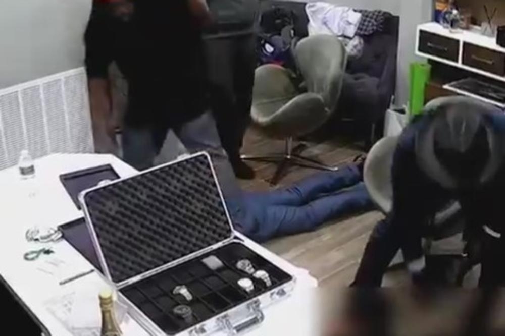 VIDEO: Filmska pljačka dragulja usred dana: Upali naoružani i odnijeli plijen vrijedan četiri miliona dolara