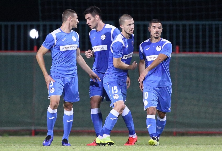 Šampion za -3, Iskra za prvo mjesto