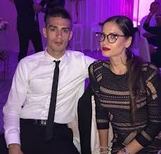 Vujadin Savić operisan: Supruga Mirka Vasiljević mu je najveća podrška, osvanule njegove fotke iz bolničkog kreveta