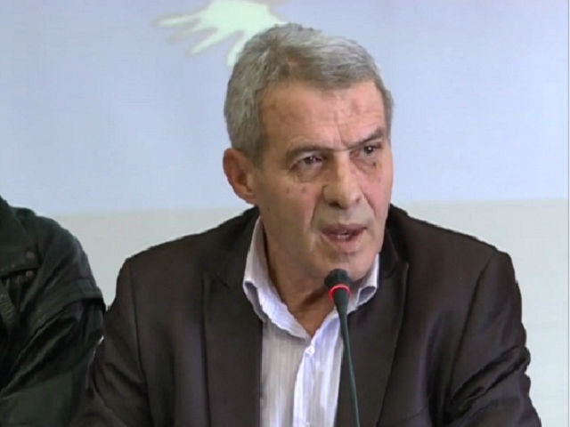 Nastavnici traže povećanje plata za deset odsto