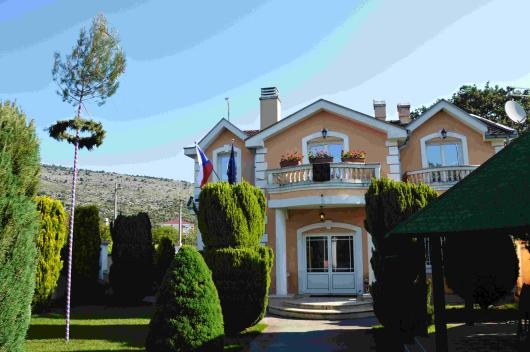 Lažna dojava da je u Ambasadi Češke u Podgorici postavljena bomba