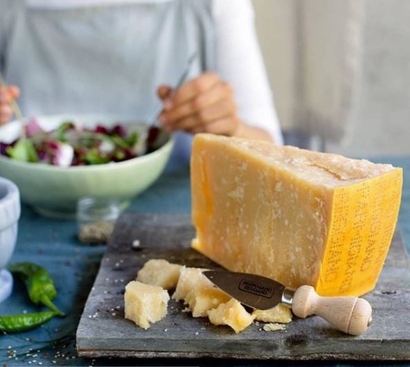 ZANIMLJIVO: Zbog čega ljudi širom svijeta ‘lude’ za parmezanom