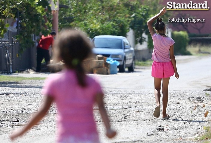 STANDARD NA KONIKU – ISPOVJEST: “Šta fali meni, sa 14 godina sam se udala i rodila šestoro djece”