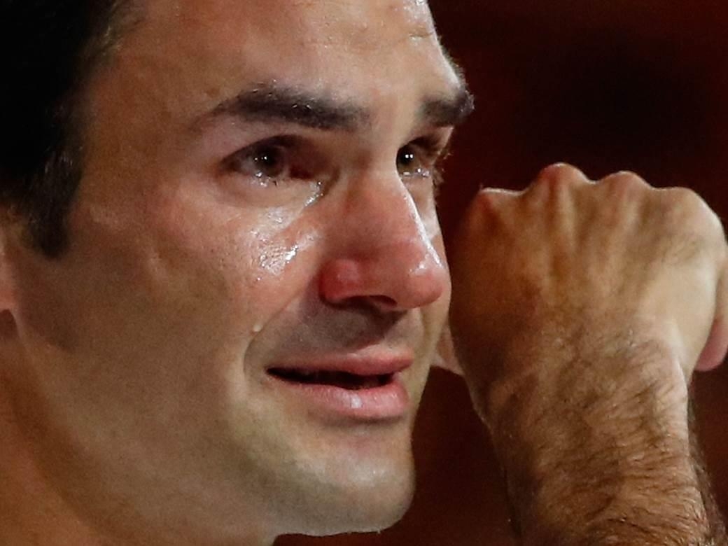 Federer: Plakao sam zbog poraza od Đokovića