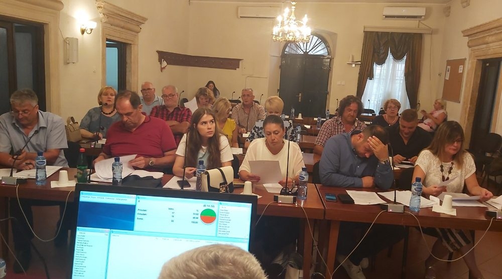 Maja Mršulja smijenjena, Dušanka Banićević v.d. sekretarke SO Kotor