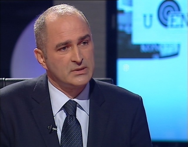 Andrijašević: Kao što se nije mogla napraviti vojska od četnika i partizana, tako se ni CPC i SPC ne mogu ujediniti