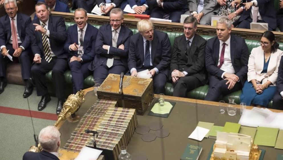 Britanska ministarka podnijela ostavku: Ne mogu stajati sa strane dok se dobri konzervativci izbacuju iz stranke