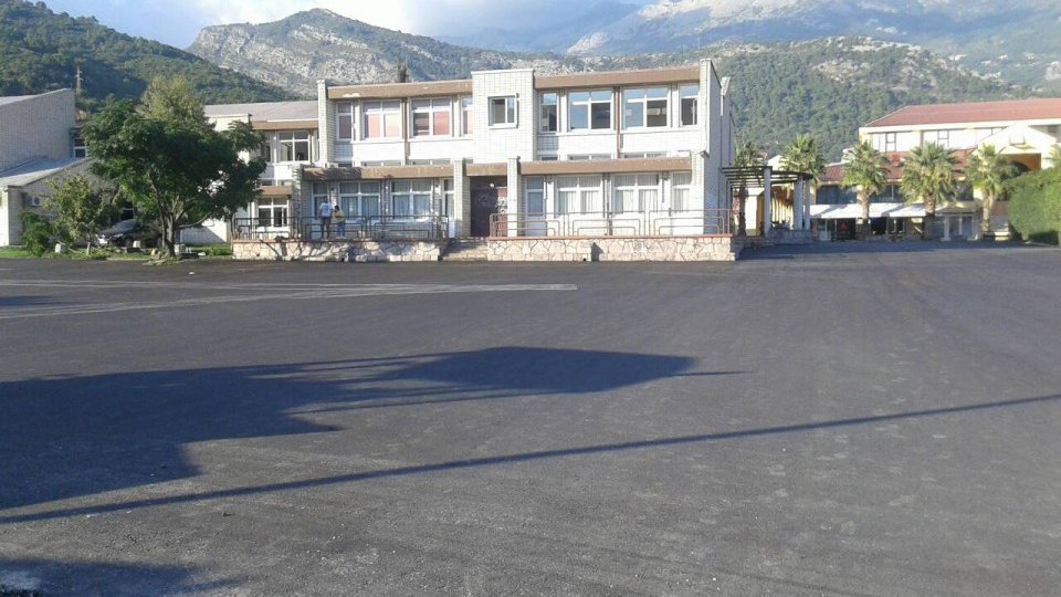 Profesorica iz Budve štrajkuje glađu zbog otkaza