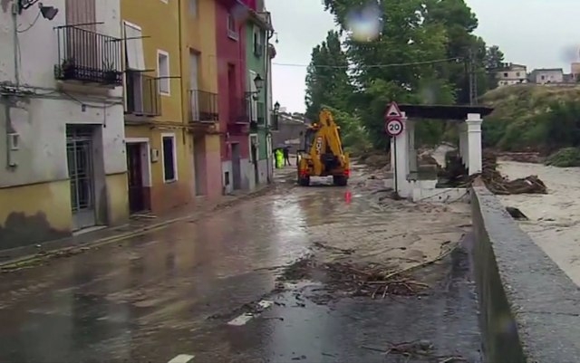 Jake kiše pogodile jugoistočnu Španiju, najmanje četvoro mrtvih