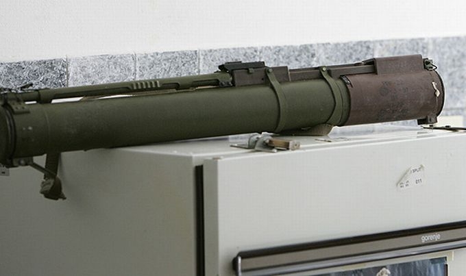 Ručni raketni bacač trag do bombaša iz Njegoševog parka