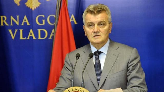 Radunović: Povećati plate u zdravstvu, pa ljekari neće odlaziti