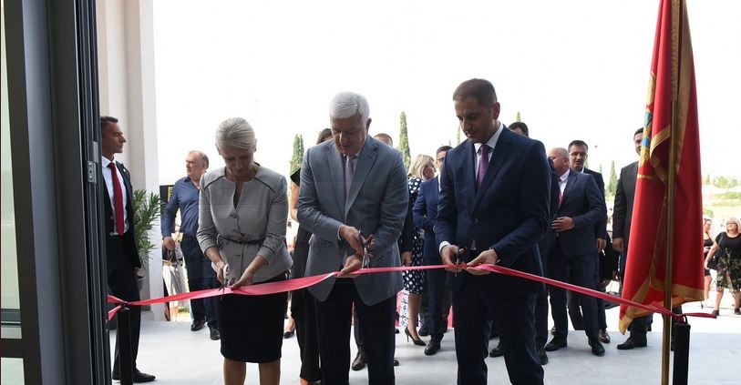 Otvorena srednja škola u Golubovcima