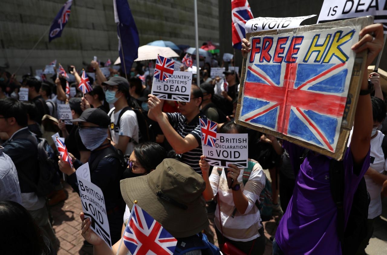 Hongkong: Demonstranti mahali britanskim zastavama i pjevali britansku himnu