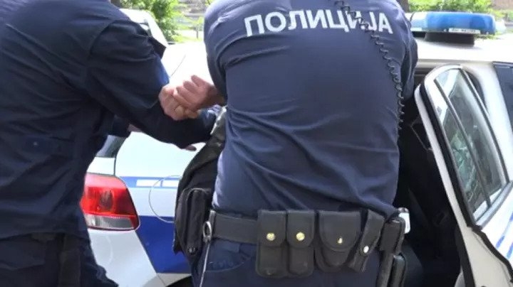 Novi skandal potresa Srbiju: Isplivali gnusni detalji seks-afere molera i poznatog biznismena