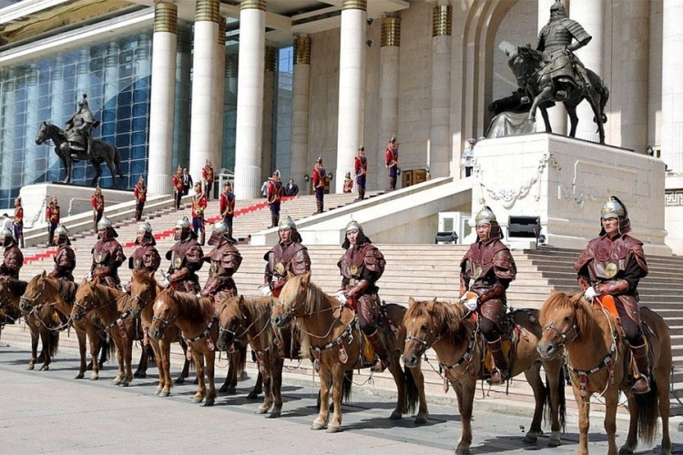 Pogledajte: Mongolska horda dočekala Putina!
