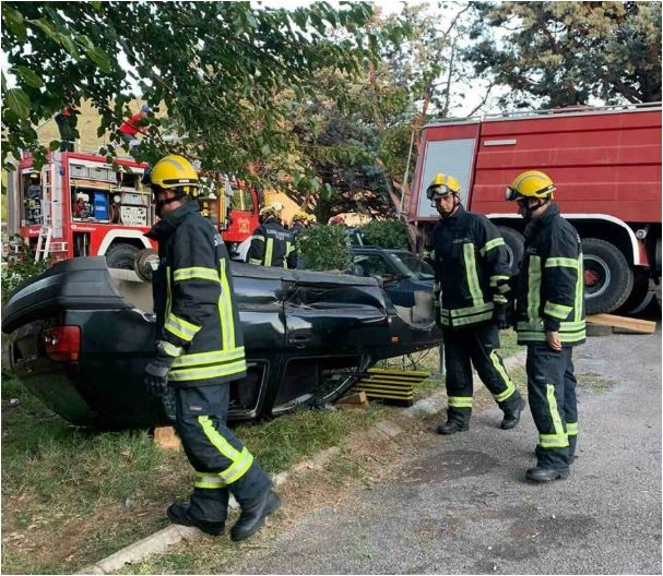 Tivatski vatrogasci učestvovali u vježbi – kako intervenisati u udesima