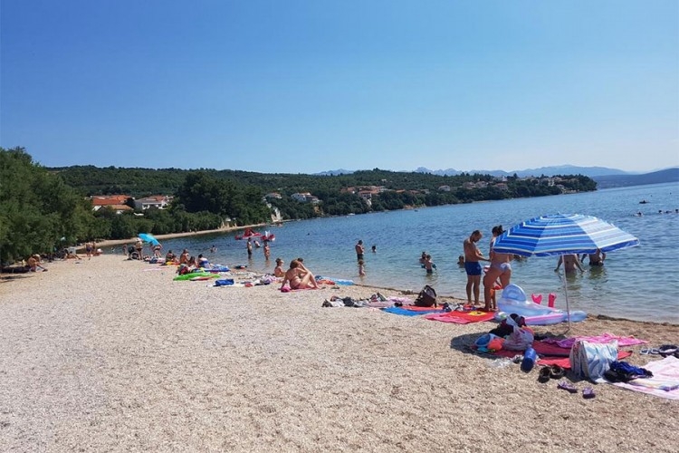 Vikao “ovo je Srbija” na plaži u Hrvatskoj, pa uhapšen