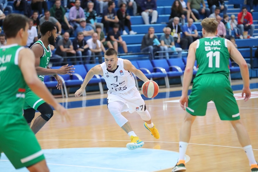 Moćni Partizan dominantno do trofeja Superkupa