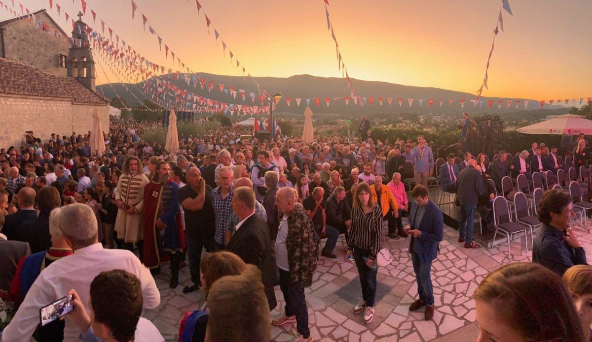 BUDVA – Patrijarh Irinej stigao u manastir Podlastva: “Veliki dan za hrišćanstvo”