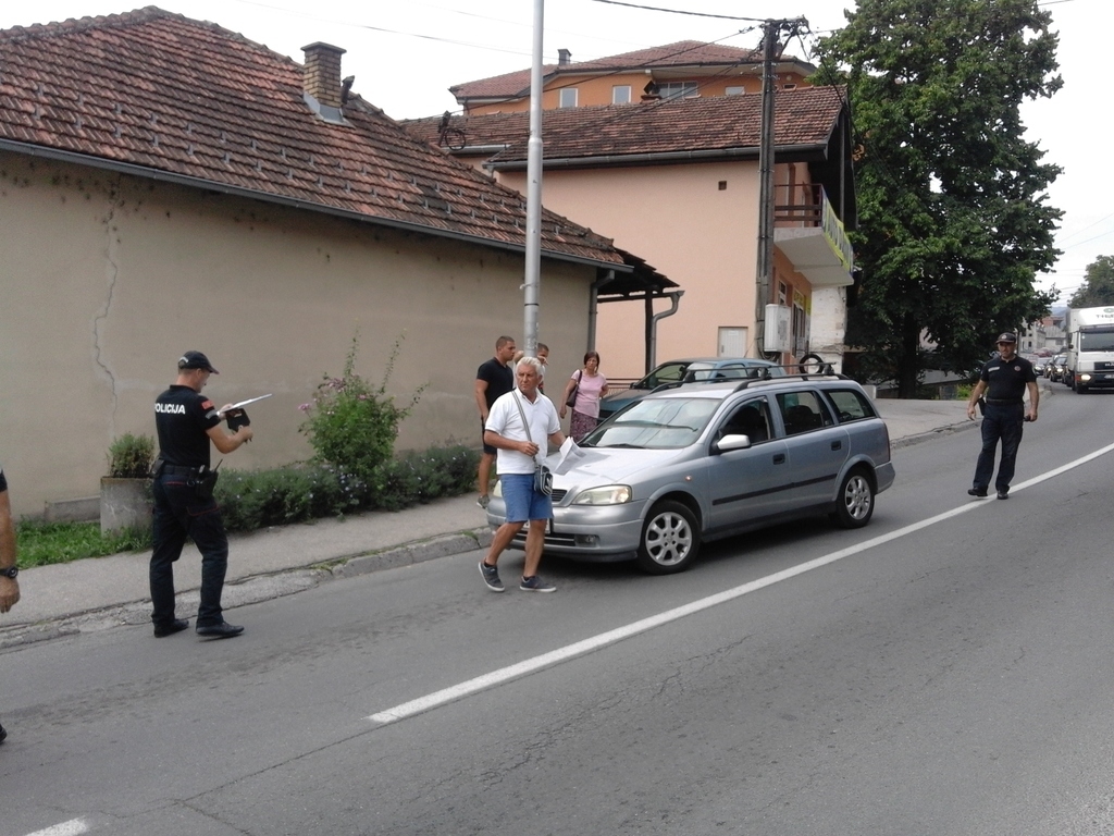Udes u Bijelom Polju: Na ženu naletio automobil