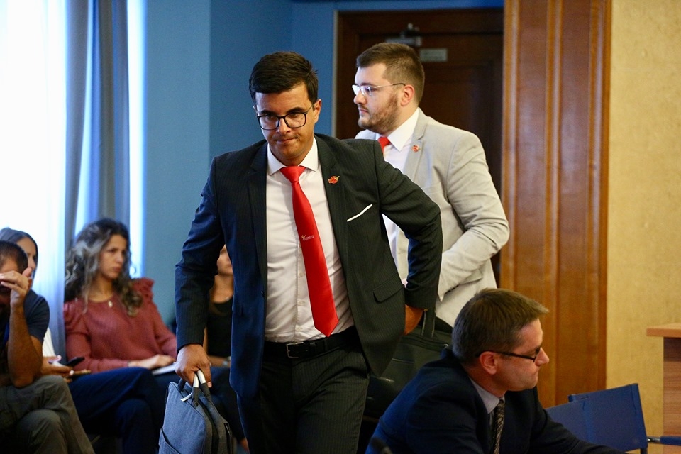 Demokrate prekinule bojkot, ali na kratko: Šaranović i Koprivica napustili sjednicu Odbora, optužili Konjevića za opstrukciju
